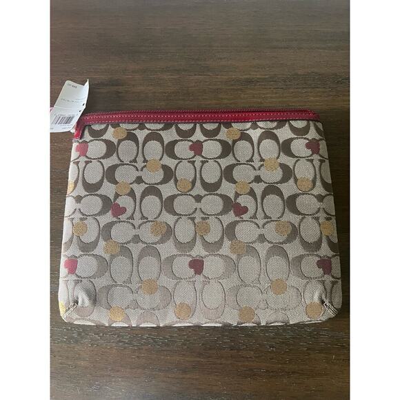 NWT Coach Signature Tablet Zip Case 10” with Hearts - Picture 1 of 6